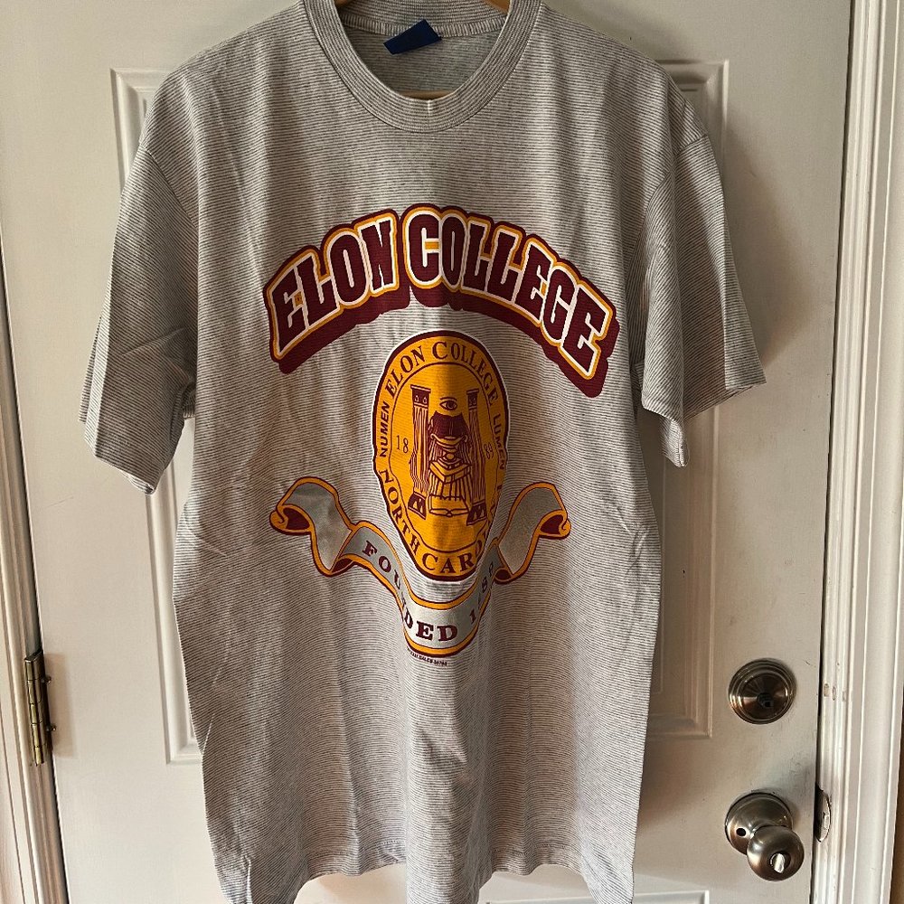 Vintage Elon College T Shirt
